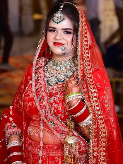 A close-up of my gorgeous bride Shashi. Her smile is infectious, and her makeup is glowing.
