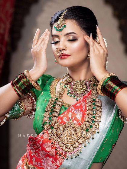 Waymore Jewels - Bridal Wear Rental Classic Muhurtham Sarees photo 15