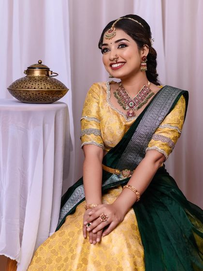 A happy and candid moment from the engagement look demonstration.