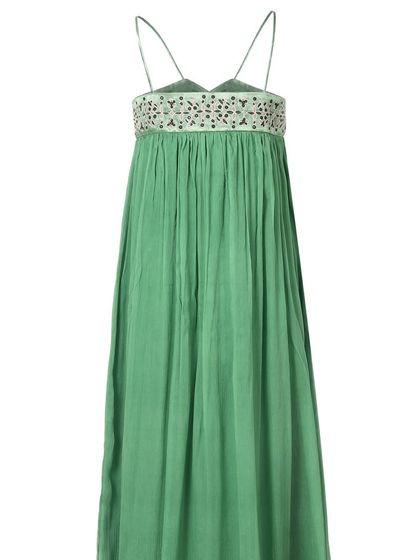 Apparel Photography: On-Model & Product photo 6