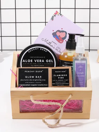 This hamper is curated with some of my bestsellers for moms. It includes an Aloe and Vitamin E gel, a Glow Bar soap, and a Wild Turmeric and Sandalwood facewash.