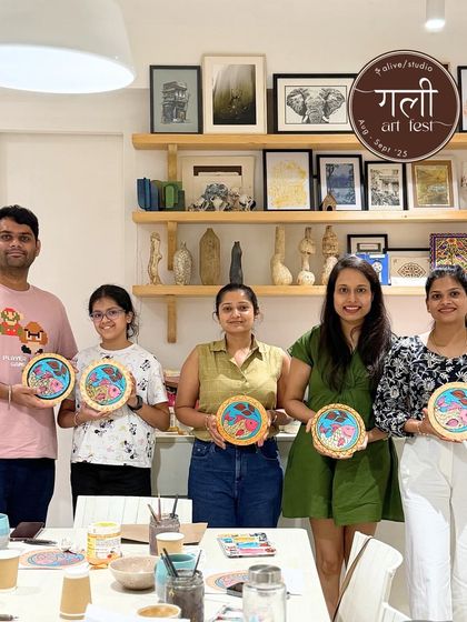 Highlights from our Gali Art Fest, where we explored unique folk art forms from different corners of India. This group proudly displays their finished pieces from the workshop.