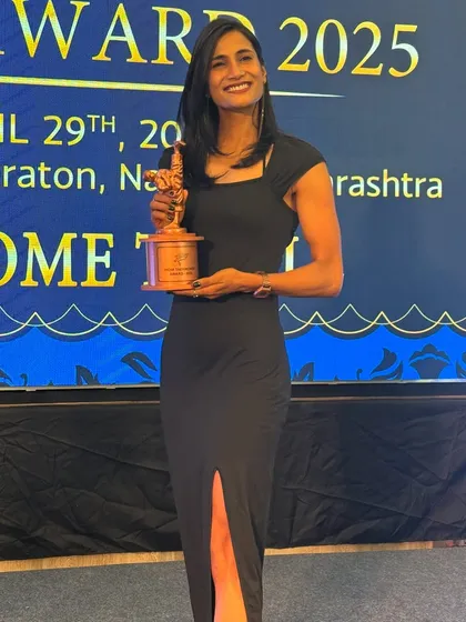Latika Bhandari receives the 'Sportsmanship Award', a testament to her character and integrity as an athlete.