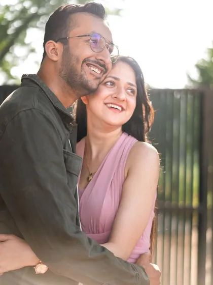 A bright, sunny photo filled with smiles. Capturing your natural happiness and the way you look at each other is the essence of a great pre-wedding photoshoot.