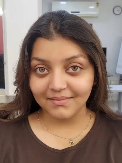The 'before' photo for the classic brown smokey eye look.