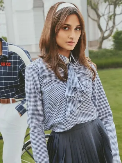 A look from a fashion campaign for S&N by Shantanu Nikhil's cricket club collection. The brief was preppy and chic, so I styled the hair with a classic headband and created a clean, polished makeup look that felt fresh and effortless for this outdoor shoot.