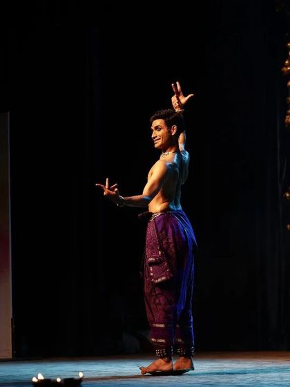 A series of poses from my performance at the Mūlam festival. These images show the flow of movement and the variety of postures within a single Kuchipudi piece.