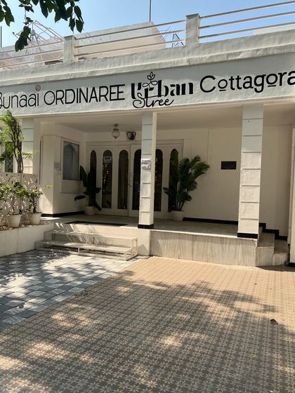 My Little Black Book: Shopping Guides & Finds photo 6