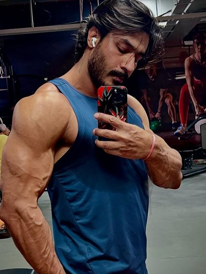 Anupam Adarsh Mishra - Strength and Physique Coaching The Aesthetic Blueprint photo 38