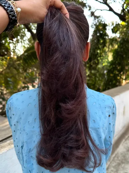 A beautiful blend of 'Mahogany & Plum'. The deep red of the mahogany and the cool tones of the plum create a unique, multi-faceted color that looks different in every light.