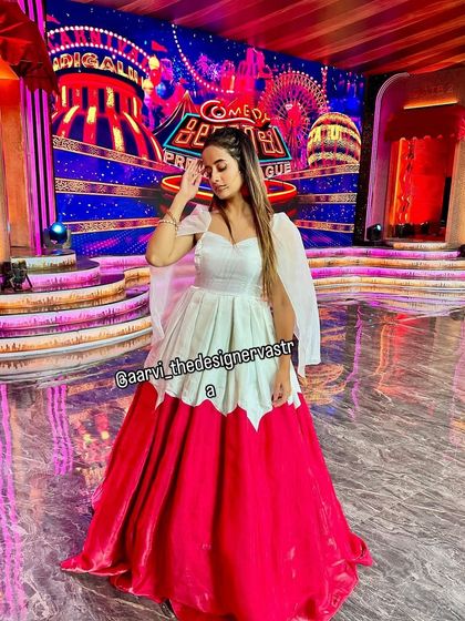 Aarvi The Designer Vastra - Custom Ethnic & Bridal Wear Design As Seen On photo 3