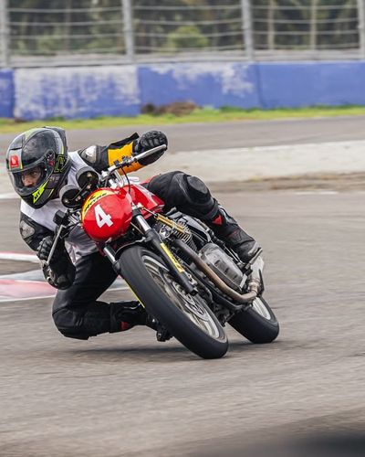 Motorcycle Track Riding School