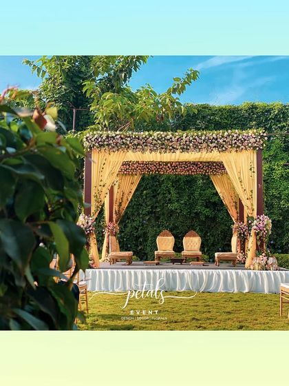 Petals - Wedding Decoration & Styling Timeless South Indian Mandaps photo 41