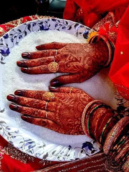 Henna by Arsh - Bridal Mehendi The Beautiful Burgundy Stain photo 15