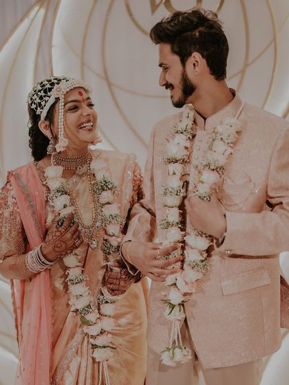 Engagement & Wedding Day Florals photo 4