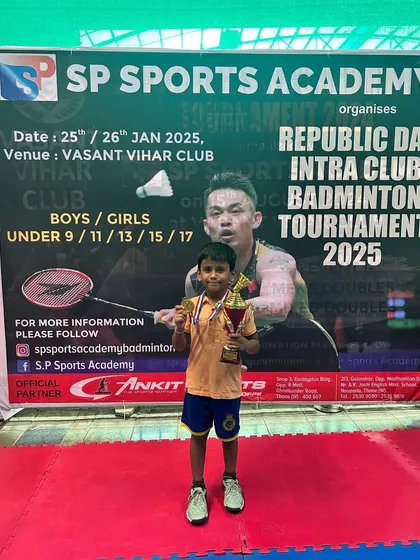 The U9 boys' runner-up, Shreyansh Murlidhar, with his awards.