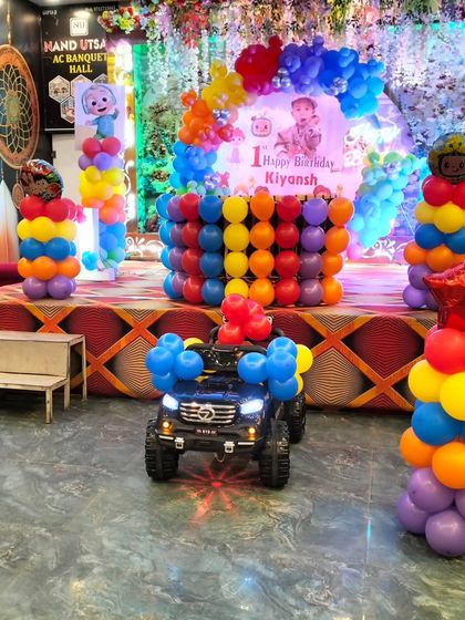 Grand First Birthday Parties photo 11