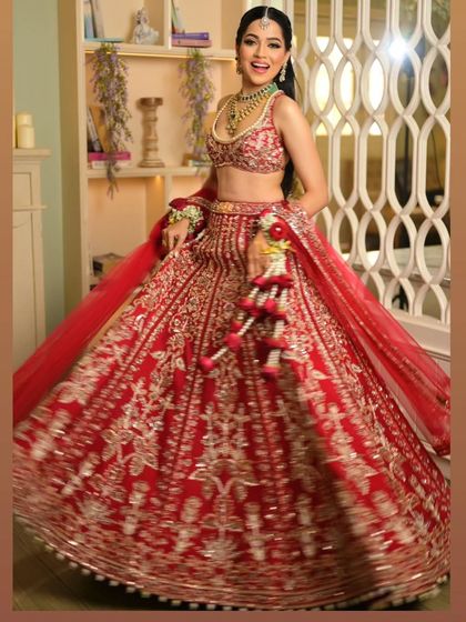 Bridal Lehengas: The Main Event photo 7
