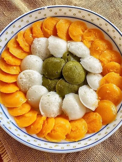 Happy Independence Day. Here are tricolor-themed mini idlis, made with natural coloring from carrots and spinach. A festive and healthy way to celebrate.