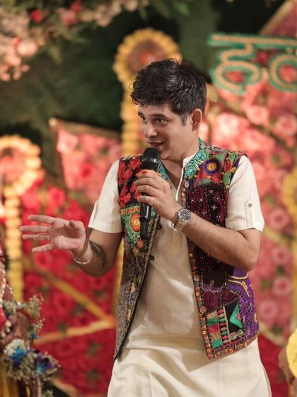 A close up shot showing my interaction with the groom during a fun segment. It's all about creating a comfortable and joyous environment.