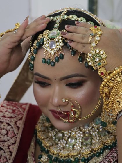 Traditional Bridal Looks photo 93