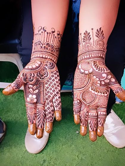 Traditional Full-Arm Henna photo 48