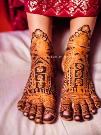 Adorned Feet & Legs photo 4