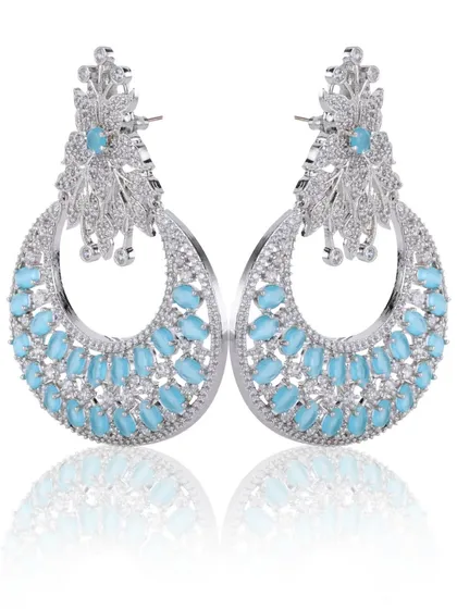 A classic e-commerce shot for a pair of intricate earrings. I use specific lighting techniques to capture the sparkle of the stones and the metallic finish, all on a pure white background with a soft reflection for a premium look.