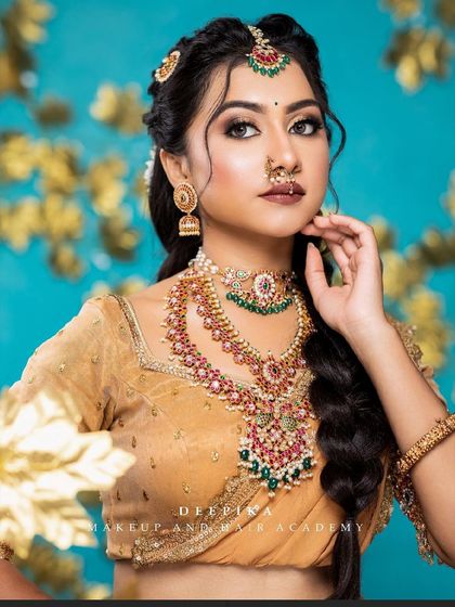 Waymore Jewels - Bridal Wear Rental Langa Voni & Half Sarees photo 7