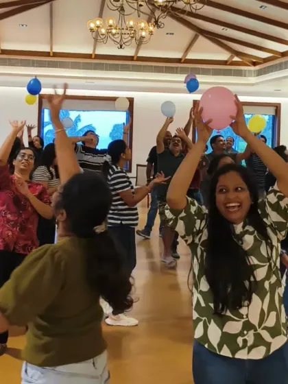 The pure joy of a team-building activity for Unilever. I use fun, interactive games like this balloon exercise to break the ice, boost morale, and get teams collaborating in a fun, relaxed environment.