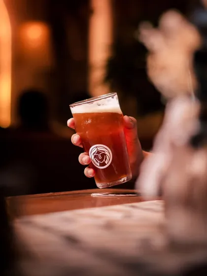 From Amalfi to Bangalore, the best stories are shared over a great drink. Every pour at Roxie, whether a crisp lager or a bold IPA, is a journey.