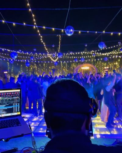 Audio-Visual DJ Experience