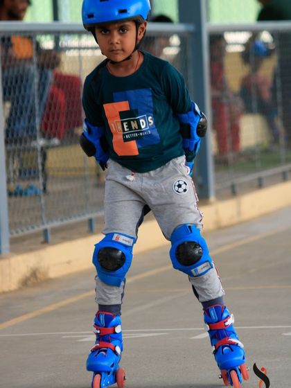 Sportonix Sports Arena - Roller Skating Classes Learning the Ropes: Our Coaching Style photo 6