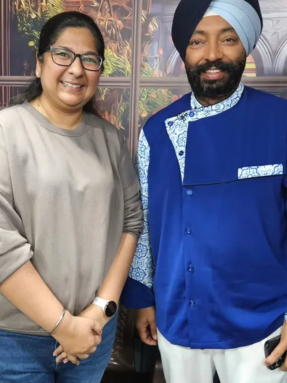 It was an honor to meet the legendary Chef Harpal Singh Sokhi. His energy is infectious, and seeing him with our cake was a huge moment for me and my team.