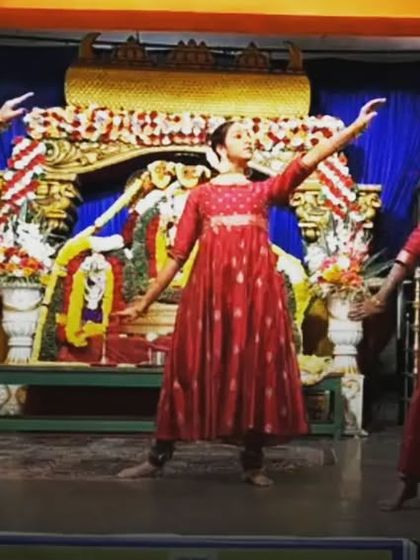 A Kathak piece performed by our students at the festival, bringing the poetry of the Dasas to life through dance.