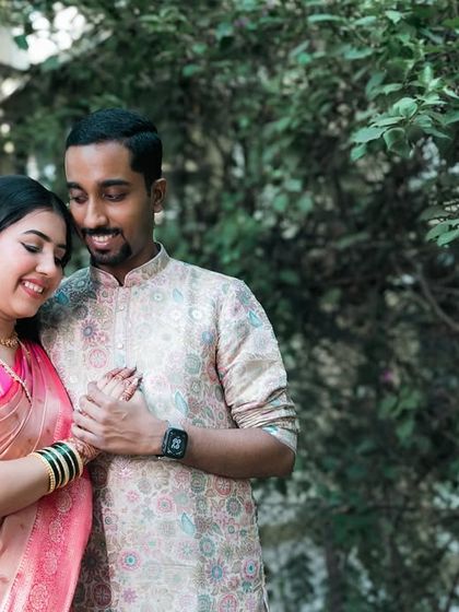 A warm embrace surrounded by nature. We love finding beautiful outdoor settings for romantic couple portraits.