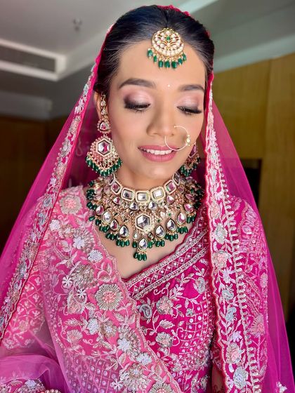 Classic Red & Pink Bridal Looks photo 22