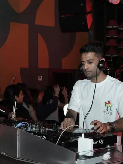 Focused on the mix during the Matcha Rave. It's all about selecting the right tracks to build that unique morning energy.