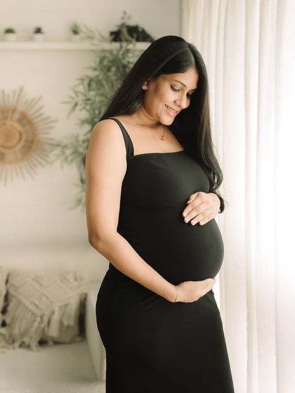 Maternity Portraits: Celebrating Your Glow photo 3