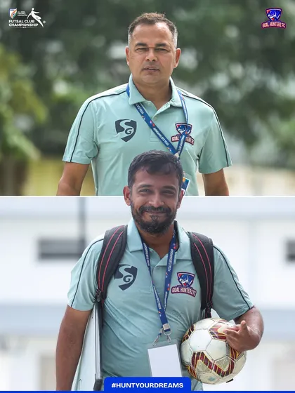 Our coaches arriving for the quarter-final, focused and prepared.