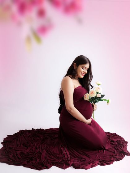 Solo Radiance: Portraits of the Mother-to-Be photo 48