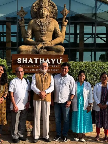 We were privileged to host Dr. G.G. Gangadharan, a revered Ayurved Acharya, alongside our team. His visit represents a confluence of ancient wisdom and our modern approach to holistic healing.