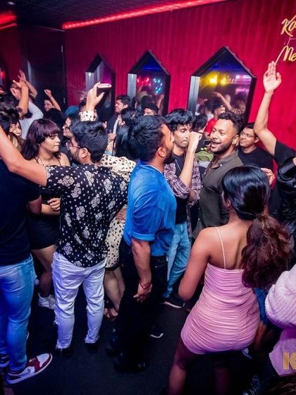 Rahul Kiran - DJ & VDJ Services The Vibe: Action & Crowd Shots photo 8