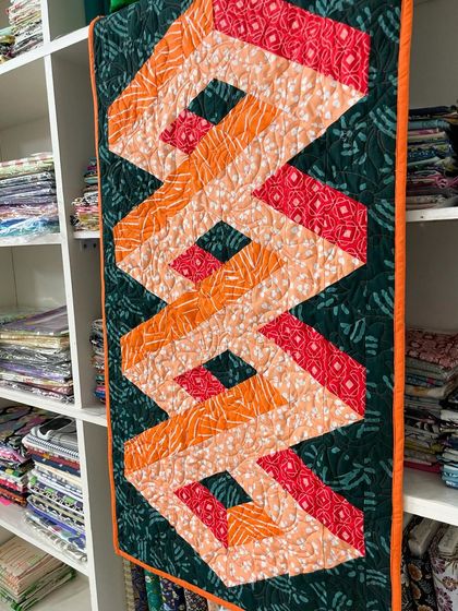 A straight-on view of the fabulous 3D quilt.
