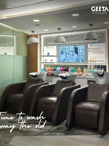 Time to wash away the old and welcome the new. Our hair spa is the first step towards a fresh look and a refreshed mind.