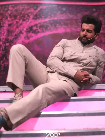 Jay Bhanushali looking absolutely dapper in another custom ZOOP look. The relaxed fit and subtle detailing make it a perfect example of bespoke, understated style.