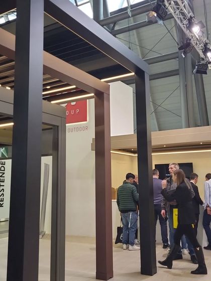 At the R+T Expo, we explored the latest designs in bioclimatic louvers. The quality of materials and engineering on display reaffirms our commitment to offering only the best.