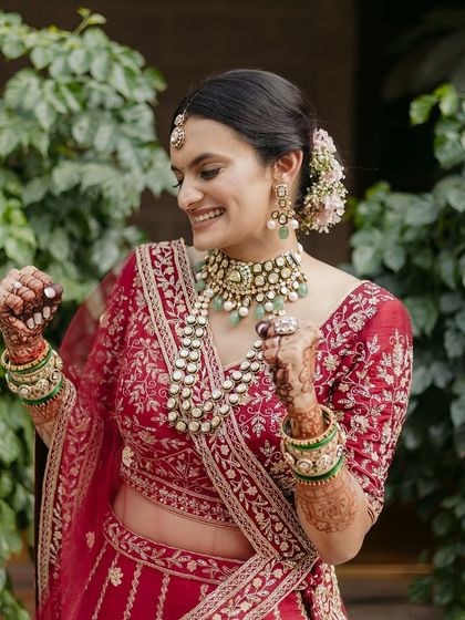 Timeless Red Brides photo 26