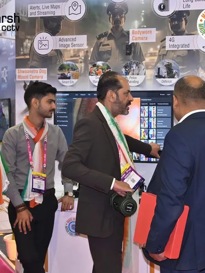 Our founder, Sanjeev Sehgal, personally engages with visitors to explain the advanced capabilities of our body-worn cameras and other mobile solutions at IndiaSoft 2025.