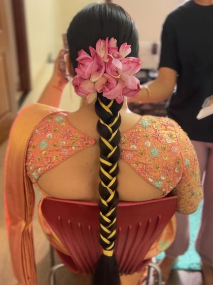 Dakshayini - Hairstyling Academy & Workshops South Indian Bridal Styles photo 11